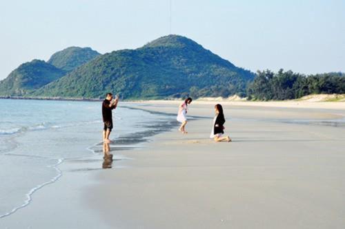 Bed and Breakfast Nha Nghi Phuong Thao Куан Лан Экстерьер фото